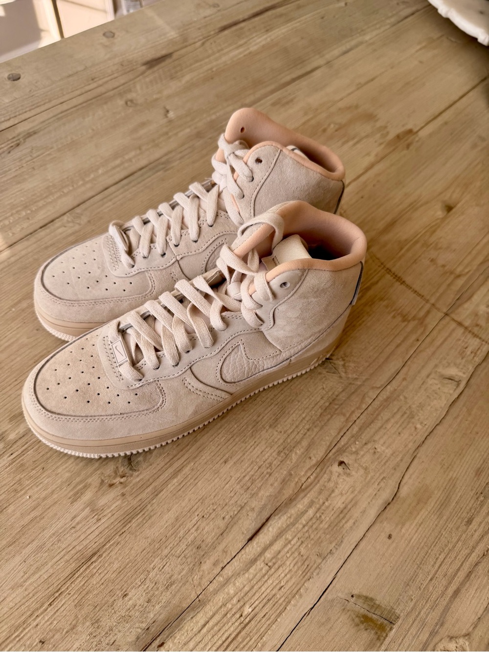Nike Air Force 1 Mid — Sail / Cream Suede
